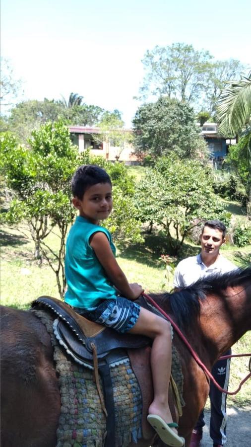Pousada Recanto Aguas Vivas Turvo dos Gois 外观 照片